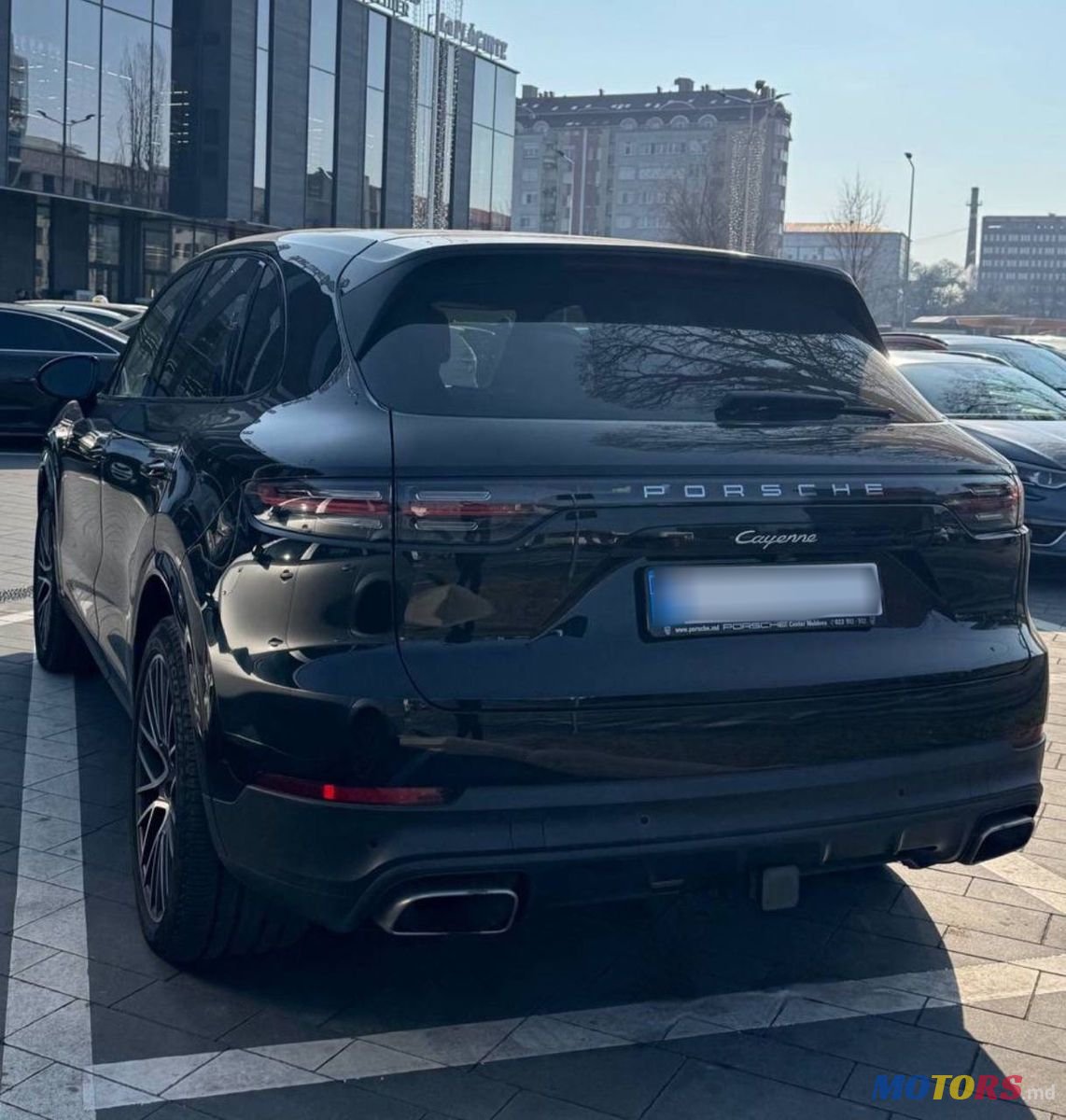 2019' Porsche Cayenne photo #4