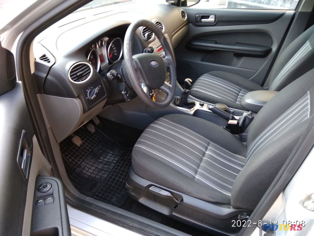 2008' Ford Focus photo #6