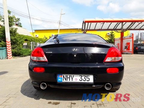 2006' Hyundai Coupe photo #6