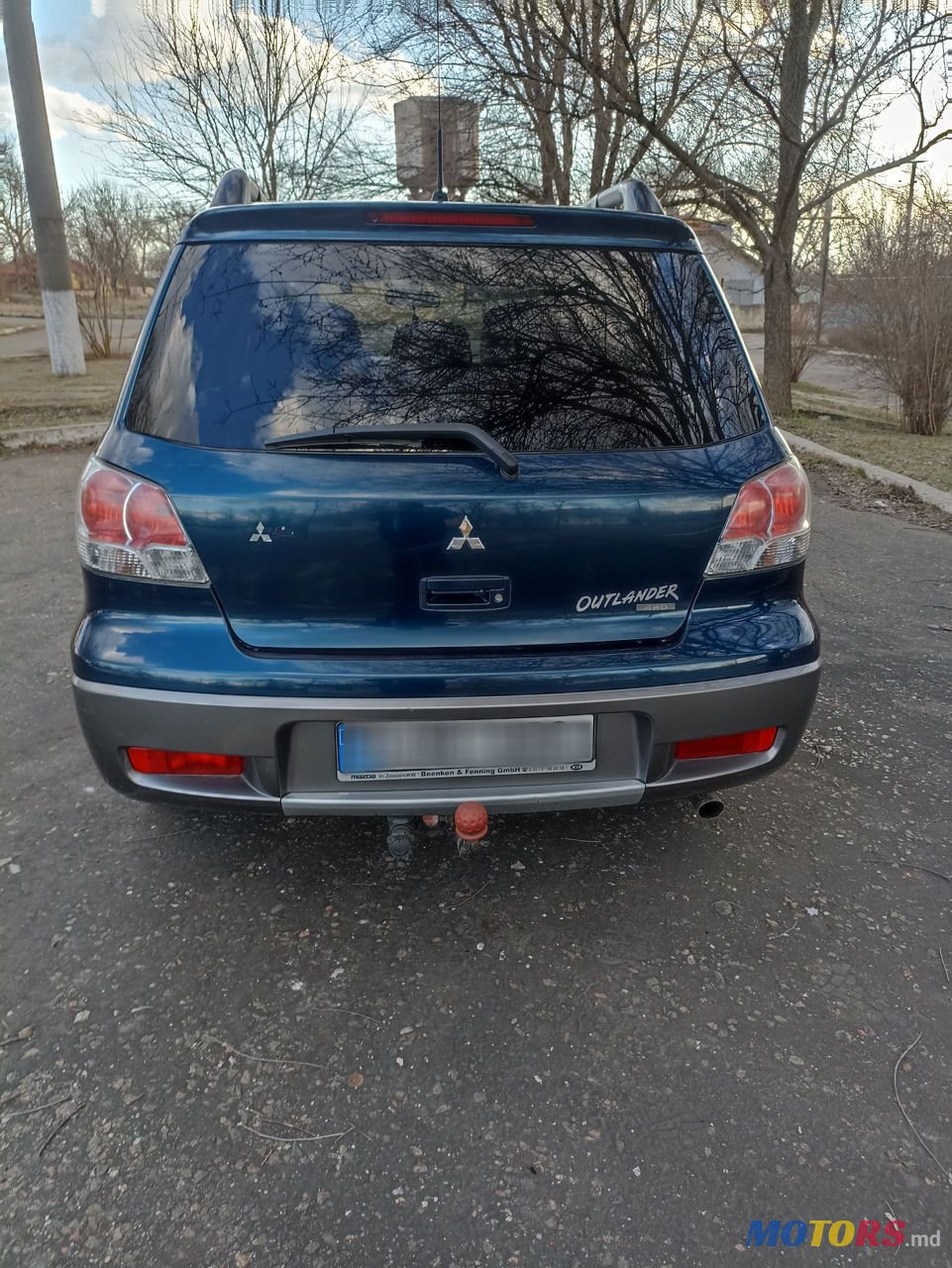 2004' Mitsubishi Outlander photo #4
