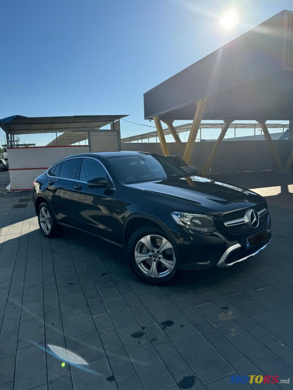 2017' Mercedes-Benz Glc Coupe photo #4