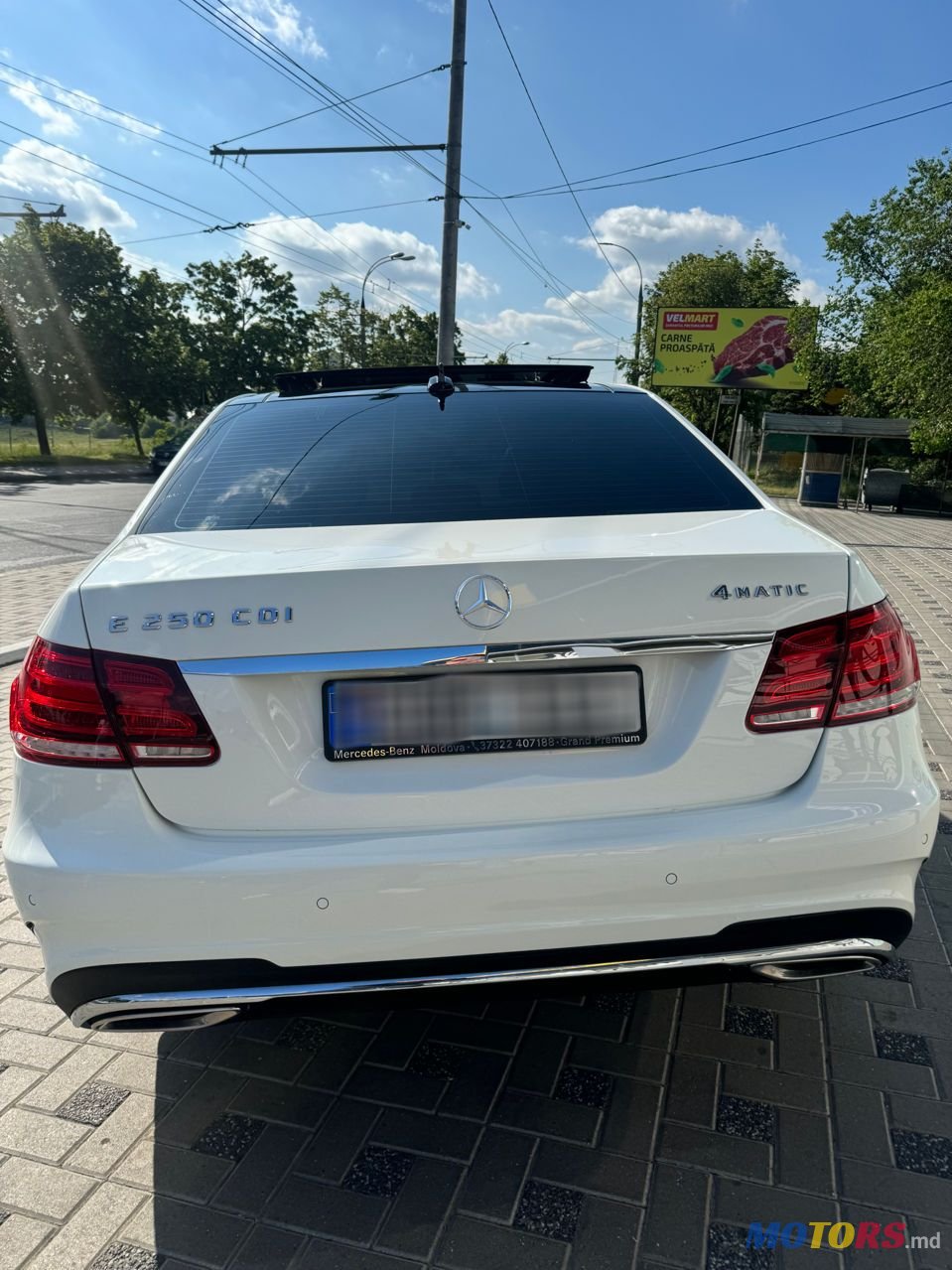 2013' Mercedes-Benz E-Class photo #3