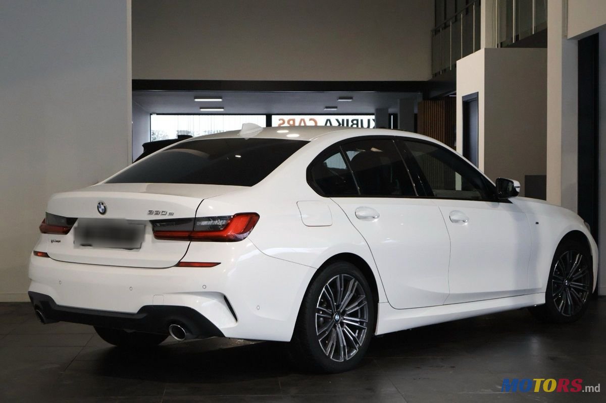2020' BMW 3 Series photo #3
