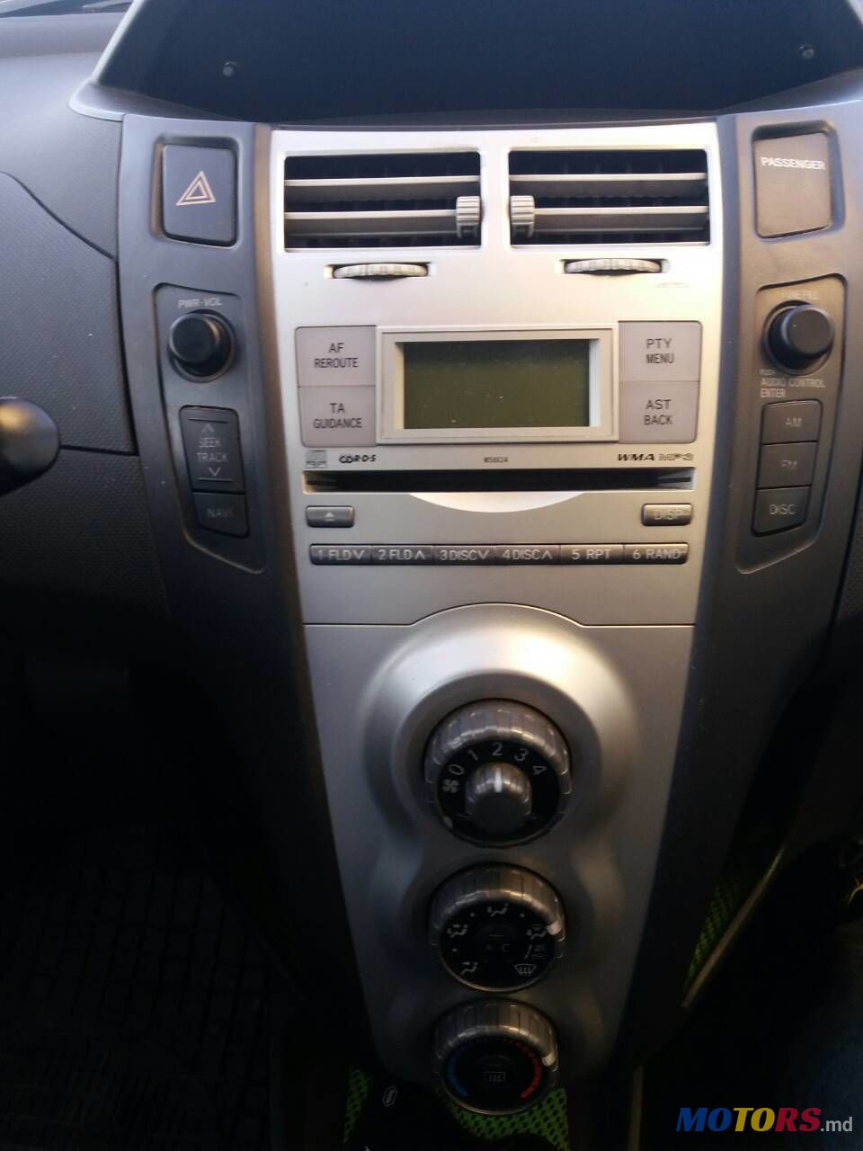 2007' Toyota Yaris photo #6