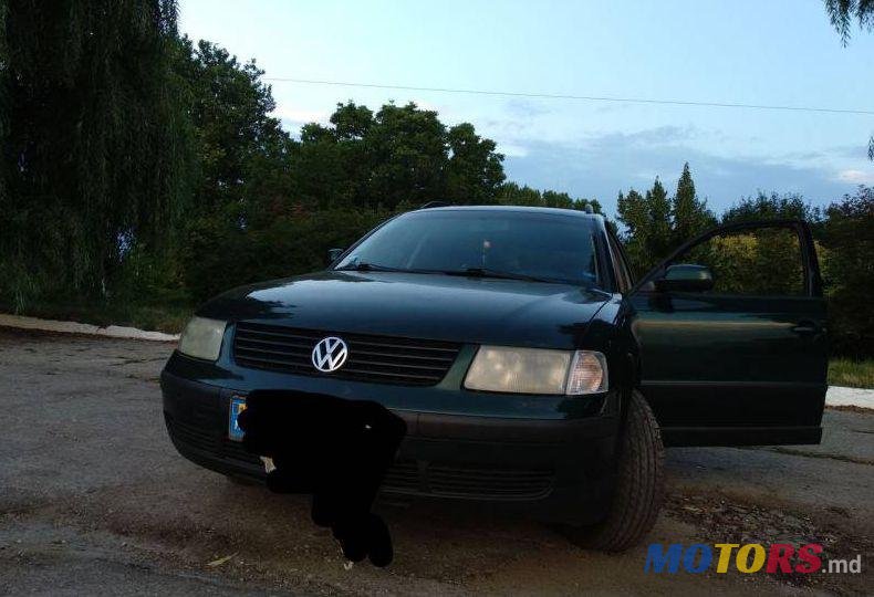 1998' Volkswagen Passat photo #1