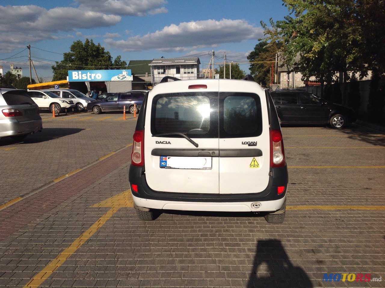 2007' Dacia Logan photo #2