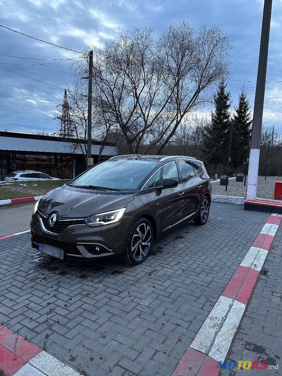 2017' Renault Grand Scenic photo #1