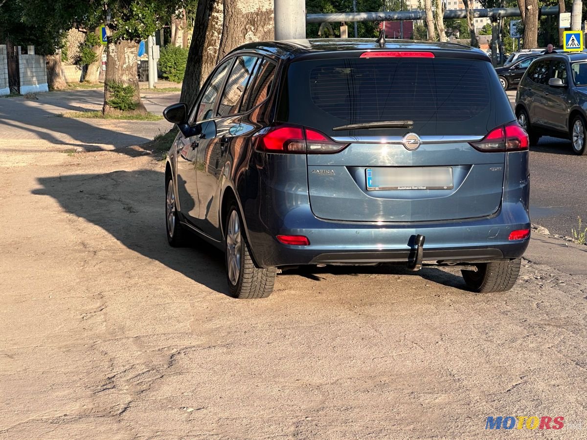 2016' Opel Zafira photo #3