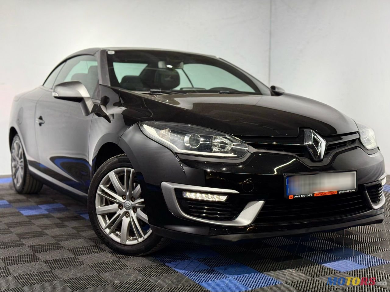 2015' Renault Megane photo #1