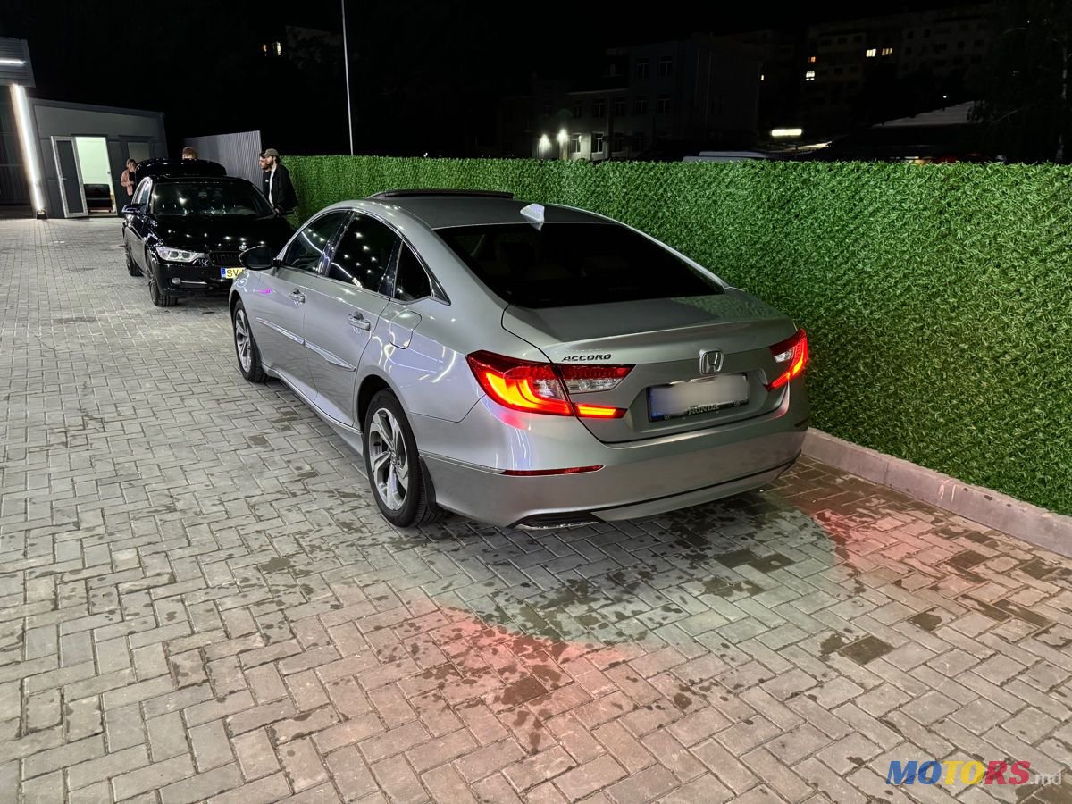 2018' Honda Accord photo #4