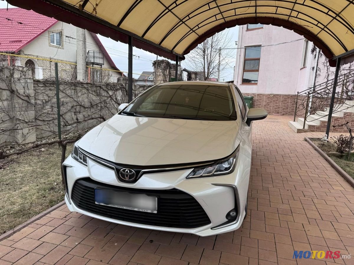 2022' Toyota Corolla photo #1