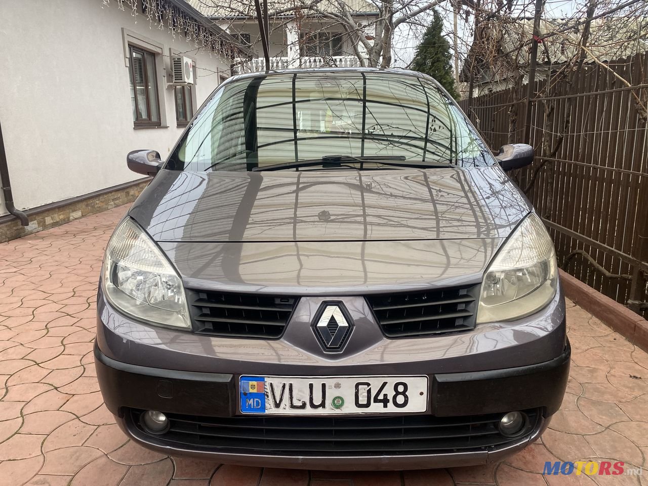 2006' Renault Grand Scenic photo #1