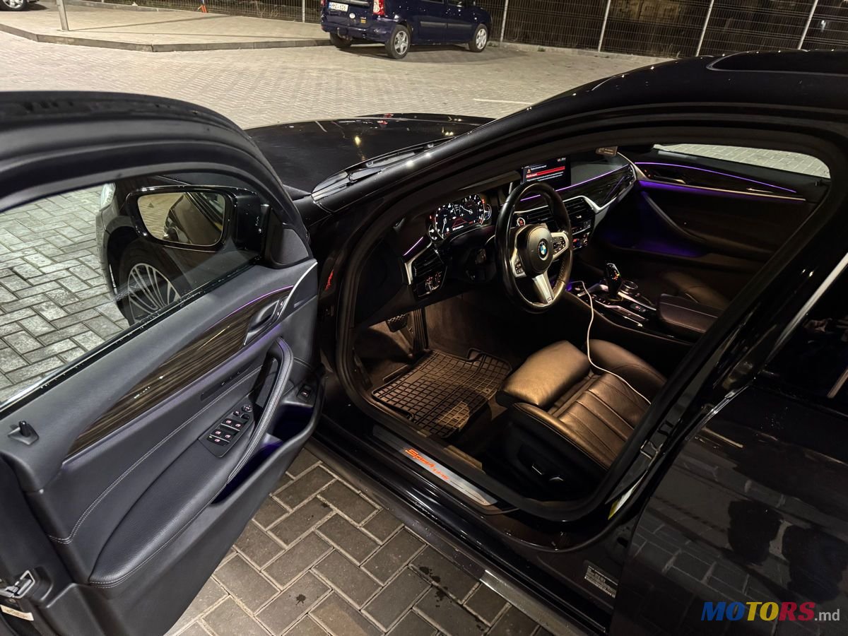 2019' BMW 5 Series photo #4