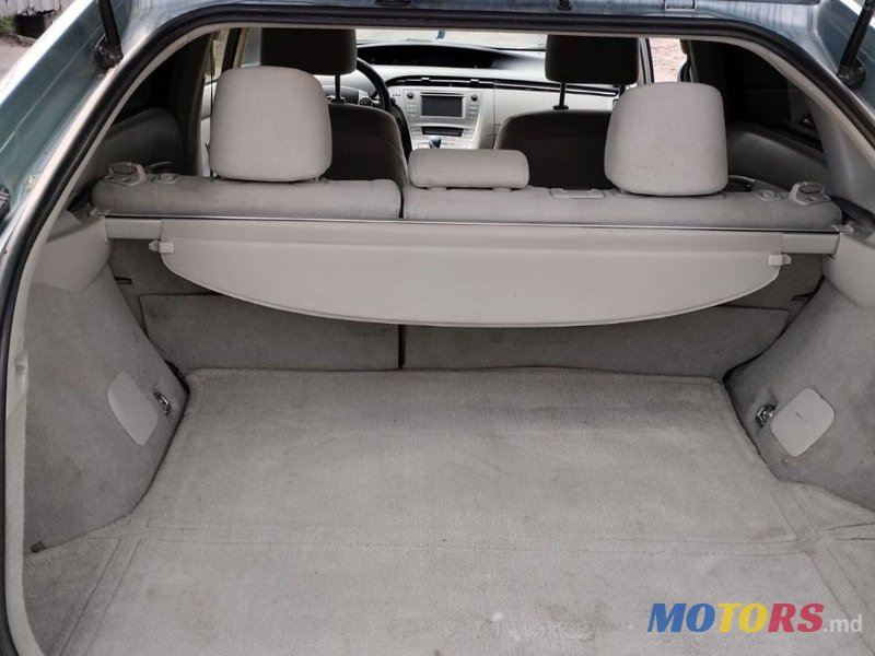 2014' Toyota Prius photo #4