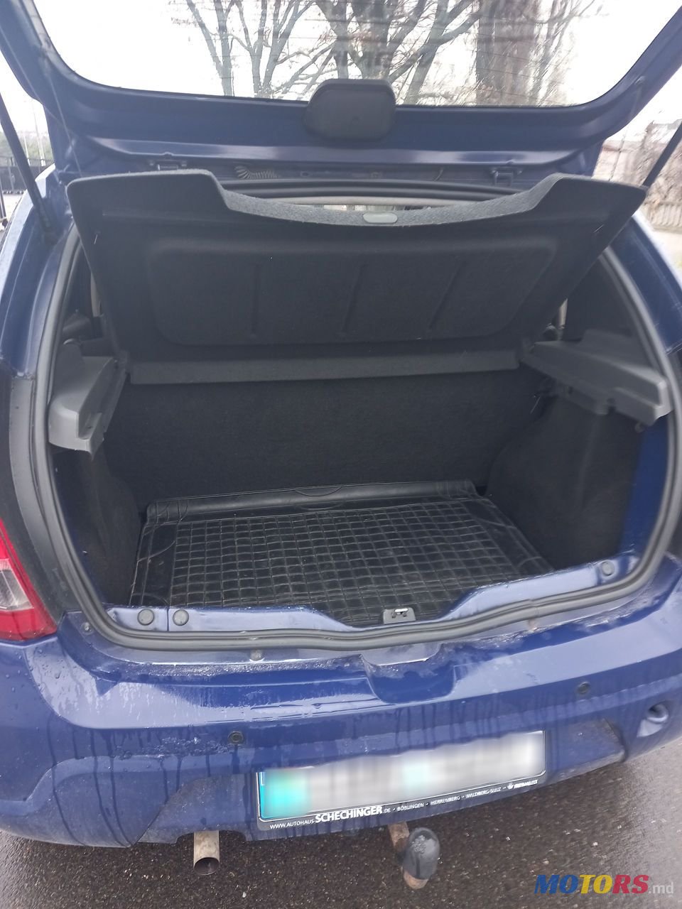 2008' Dacia Sandero photo #2