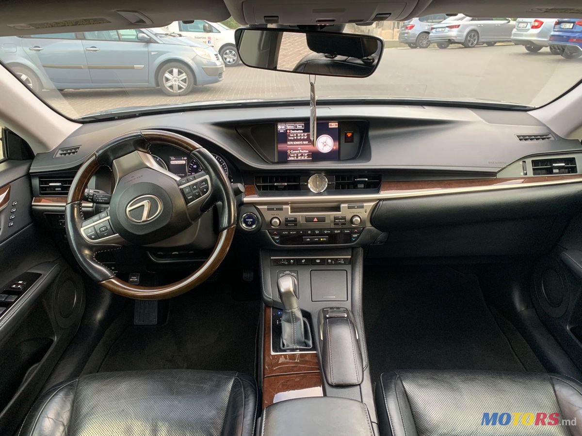 2015' Lexus Es Series photo #5