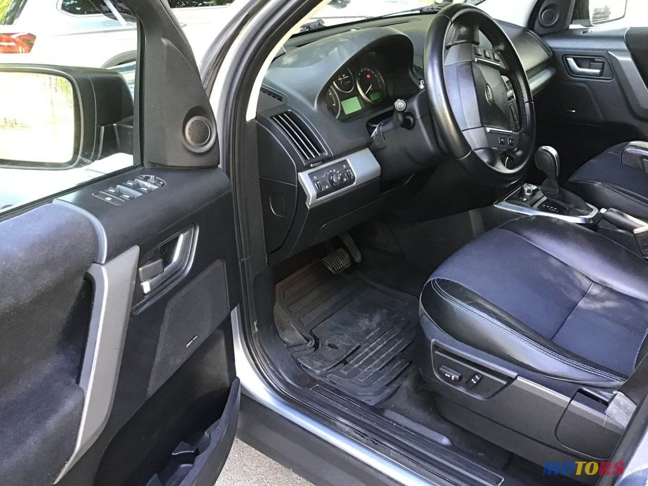2008' Land Rover Freelander photo #6