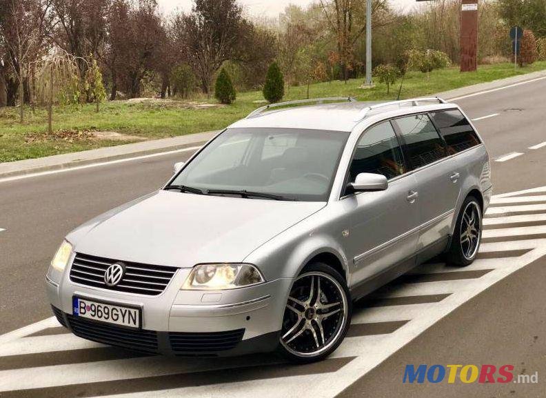 2003' Volkswagen Passat photo #1