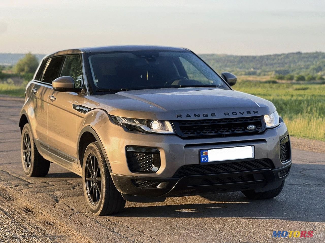 2016' Land Rover Range Rover Evoque photo #6