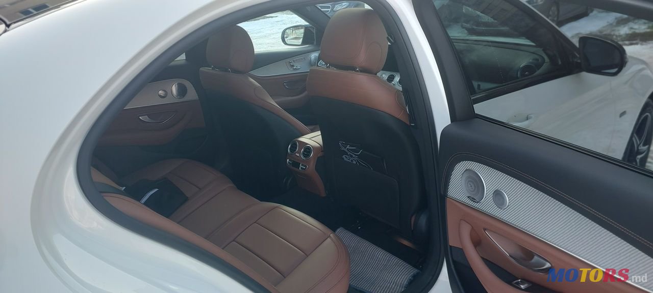 2019' Mercedes-Benz E-Class photo #6