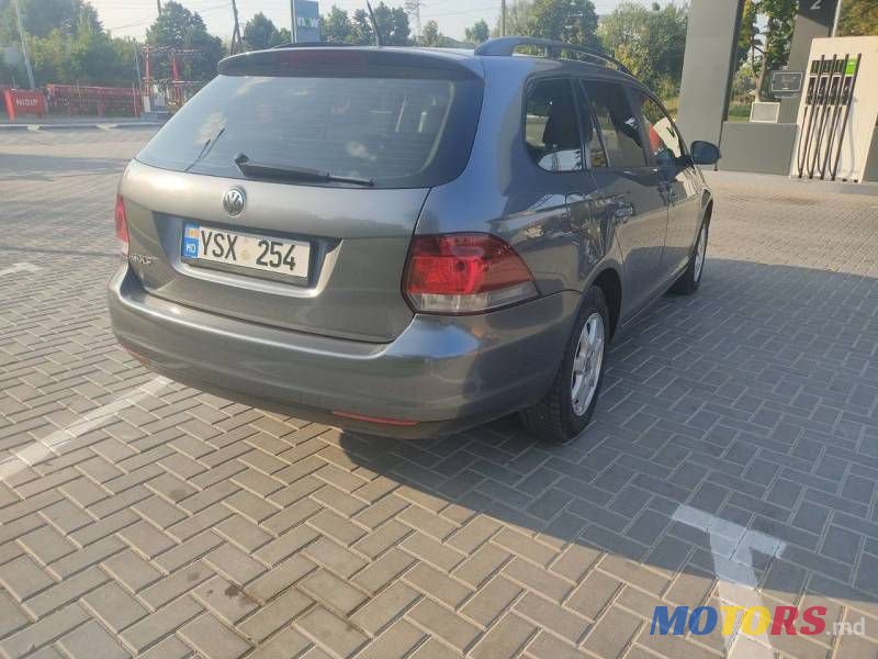 2007' Volkswagen Golf photo #1