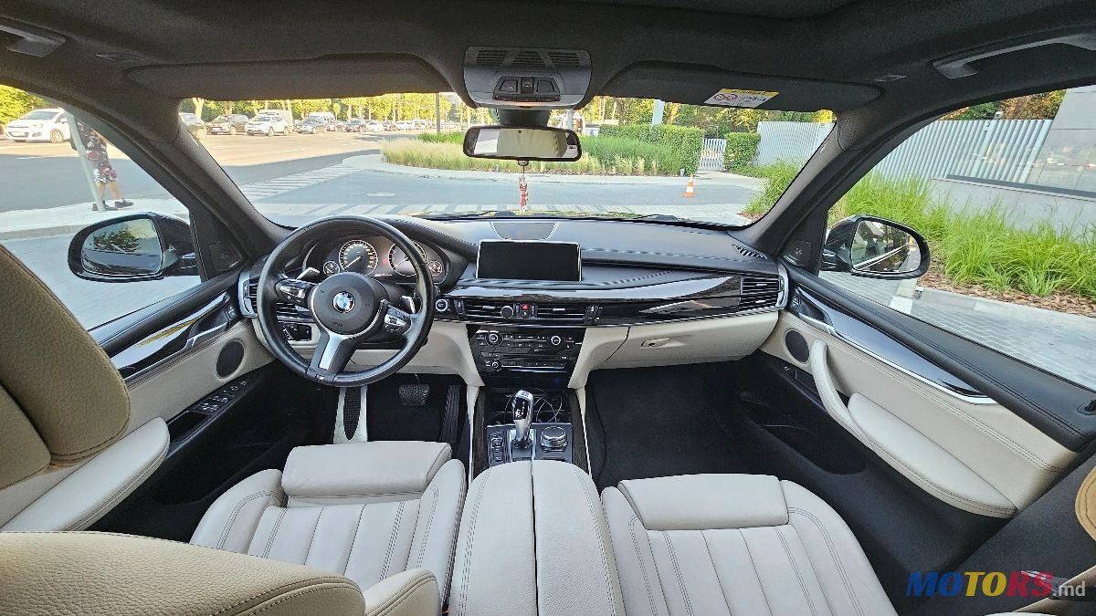 2018' BMW X5 photo #6
