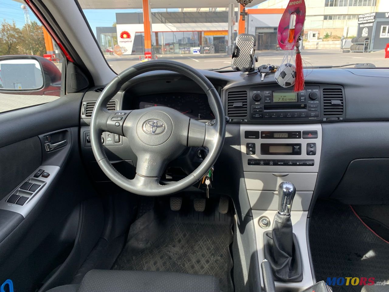 2005' Toyota Corolla photo #3