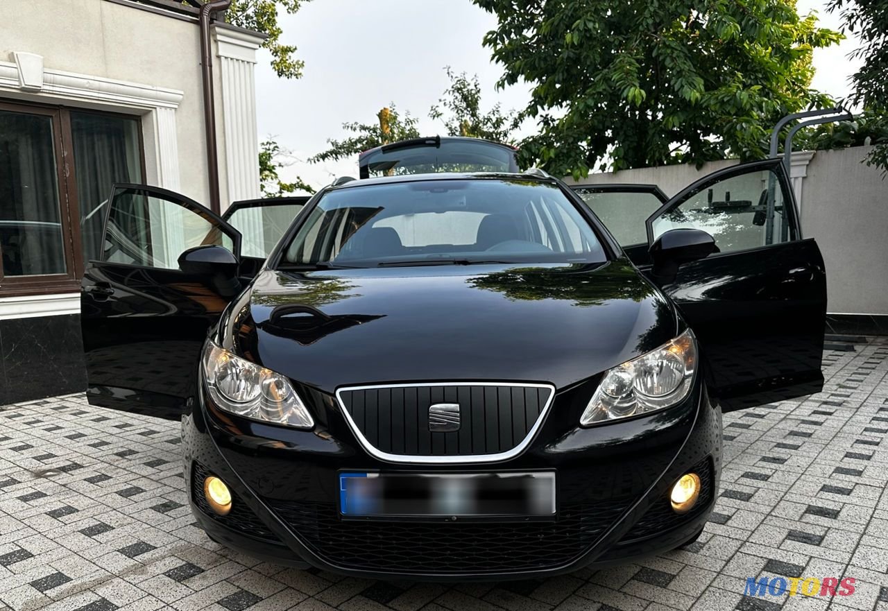 2011' SEAT Ibiza photo #1