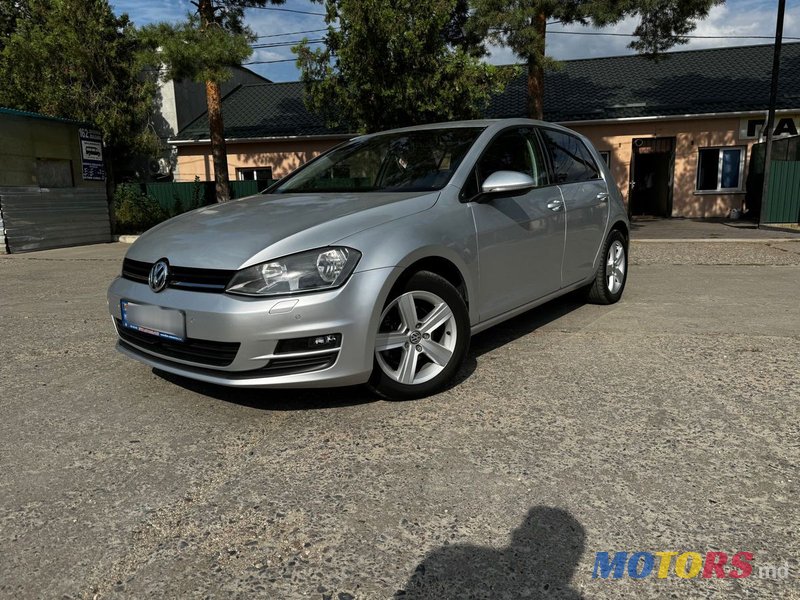 2014' Volkswagen Golf photo #3