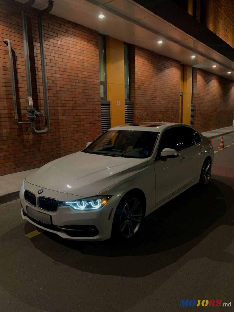 2017' BMW 3 Series photo #1