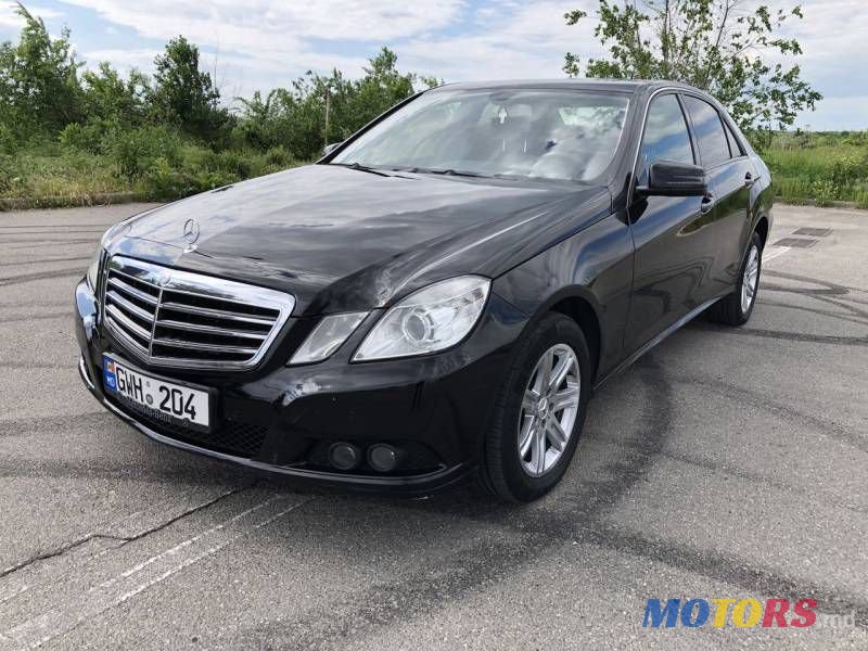 2009' Mercedes-Benz E photo #3