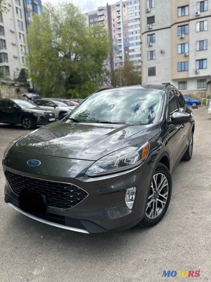 2020' Ford Escape photo #3