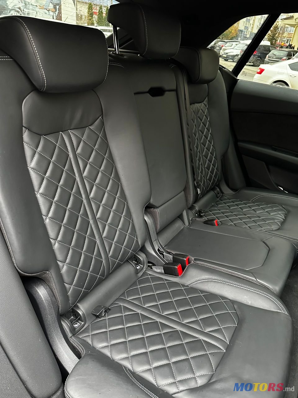 2019' Audi Q8 photo #6