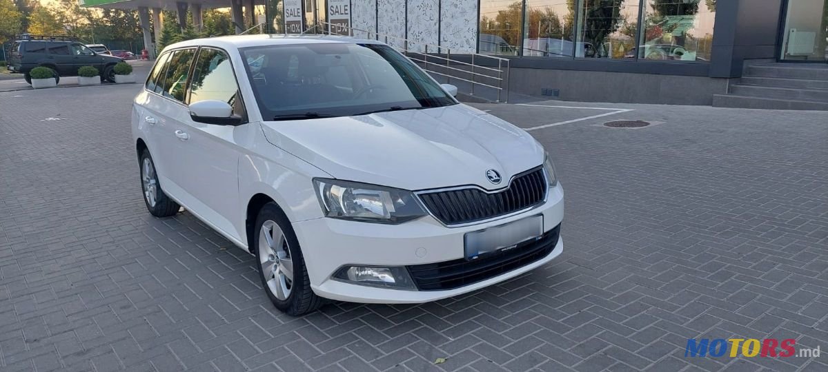 2016' Skoda Fabia photo #2