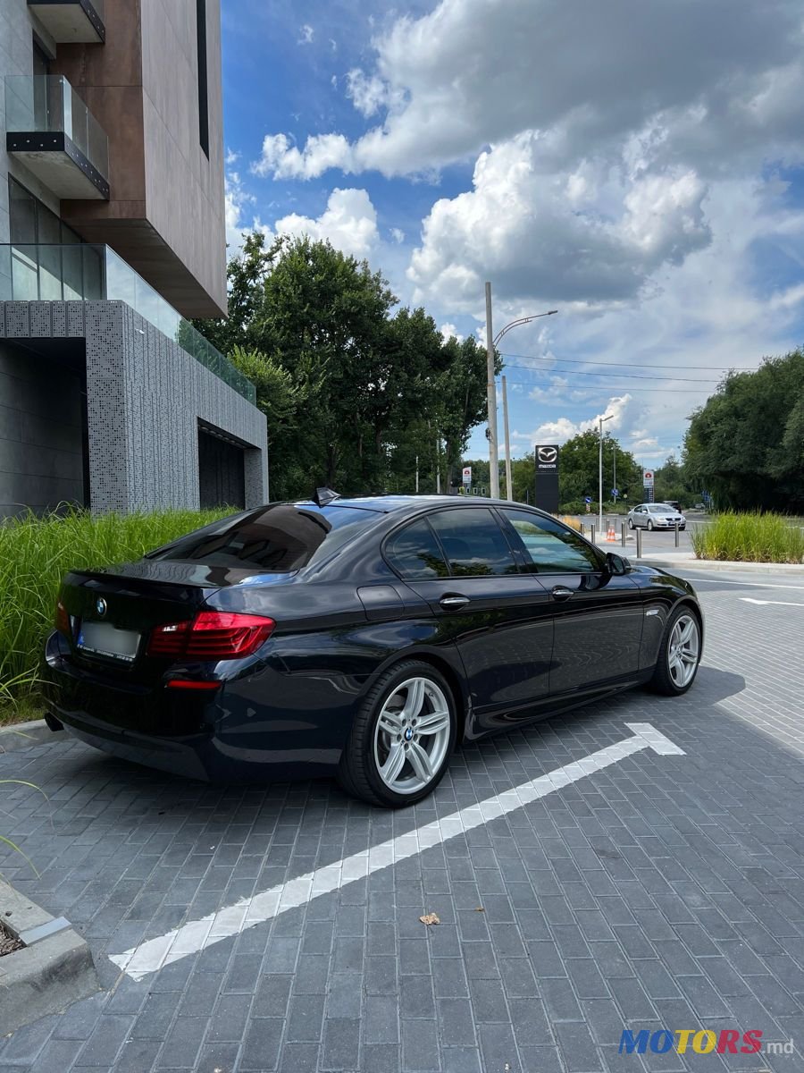 2017' BMW 5 Series photo #3