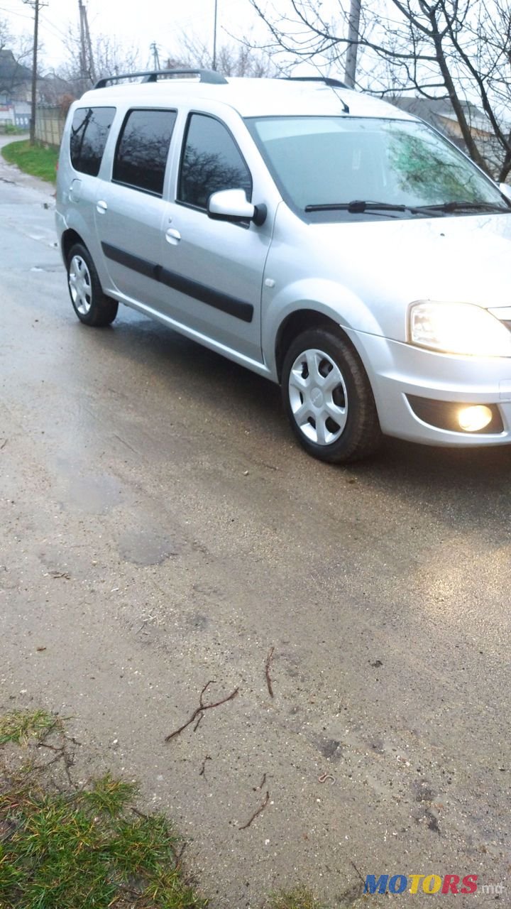 2009' Dacia Logan Mcv photo #4