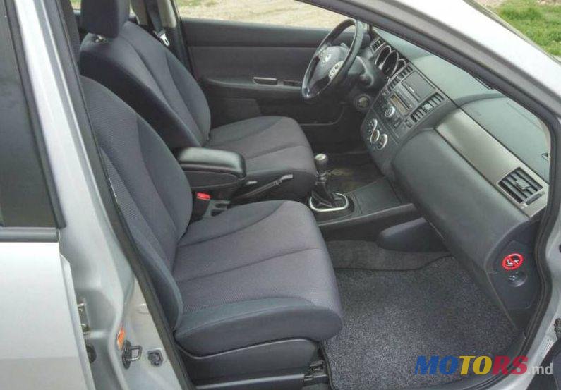 2008' Nissan Tiida photo #1