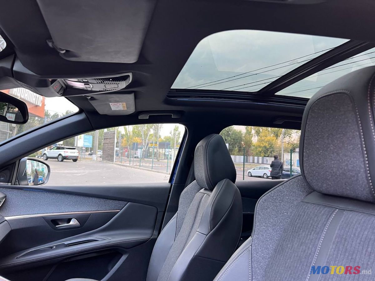 2020' Peugeot 3008 photo #6