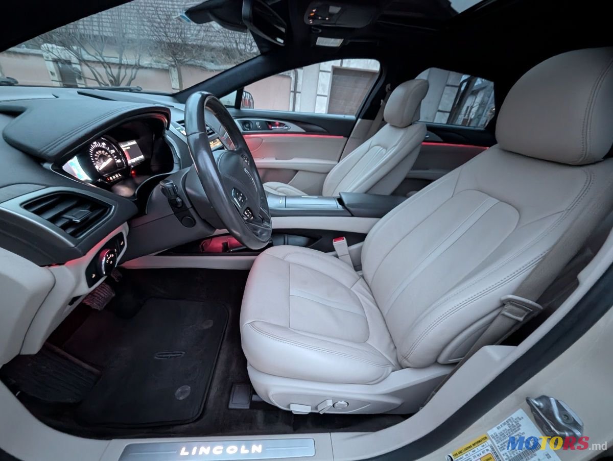 2018' Lincoln MKZ photo #4