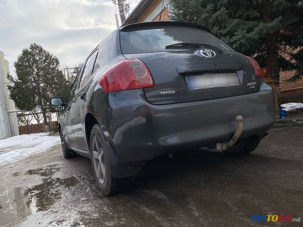 2008' Toyota Auris photo #6