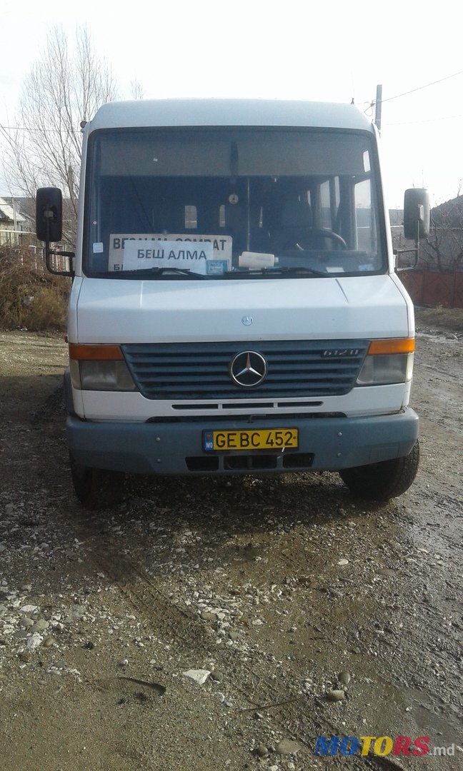 1998' Mercedes-Benz 612d photo #1