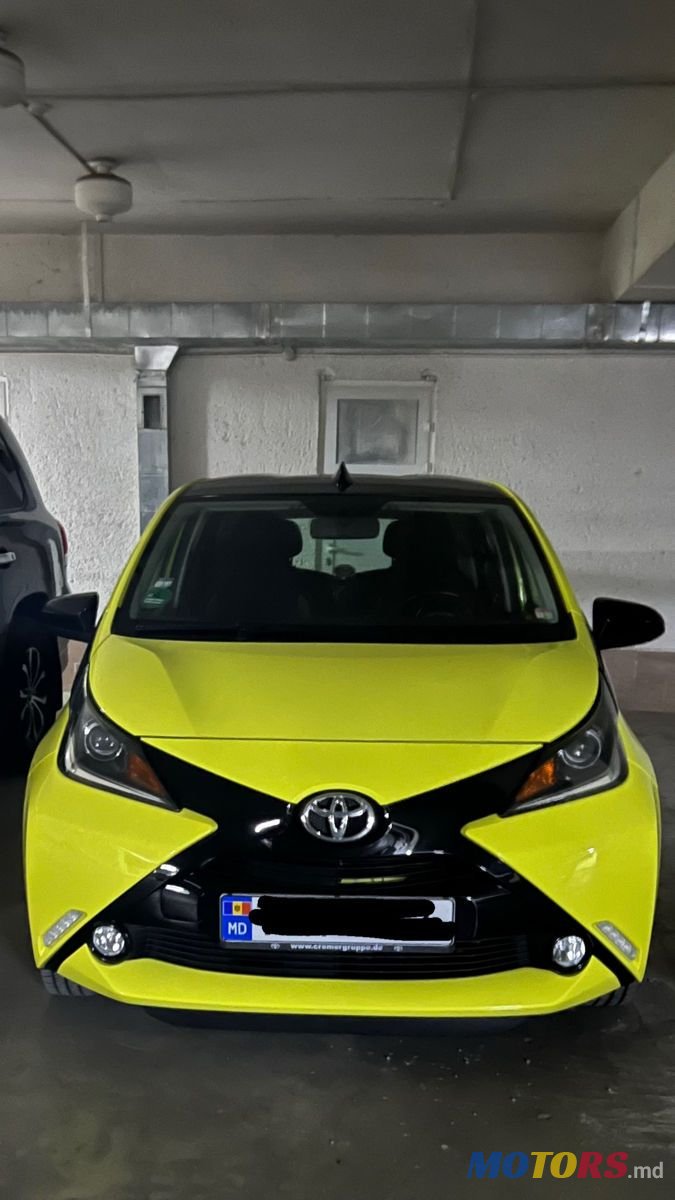 2016' Toyota Aygo photo #5