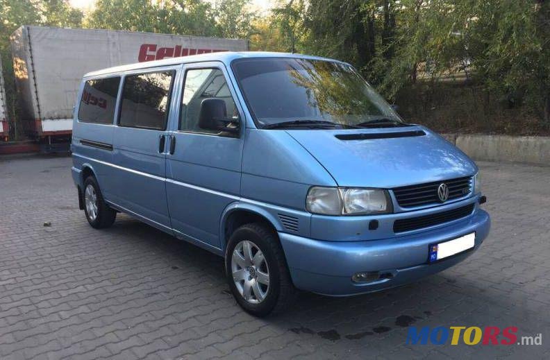 2000' Volkswagen Caravelle photo #2