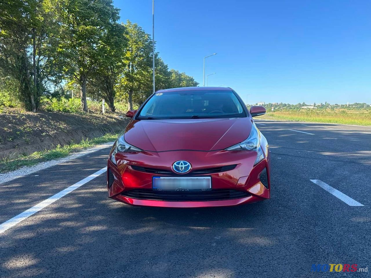 2017' Toyota Prius photo #2