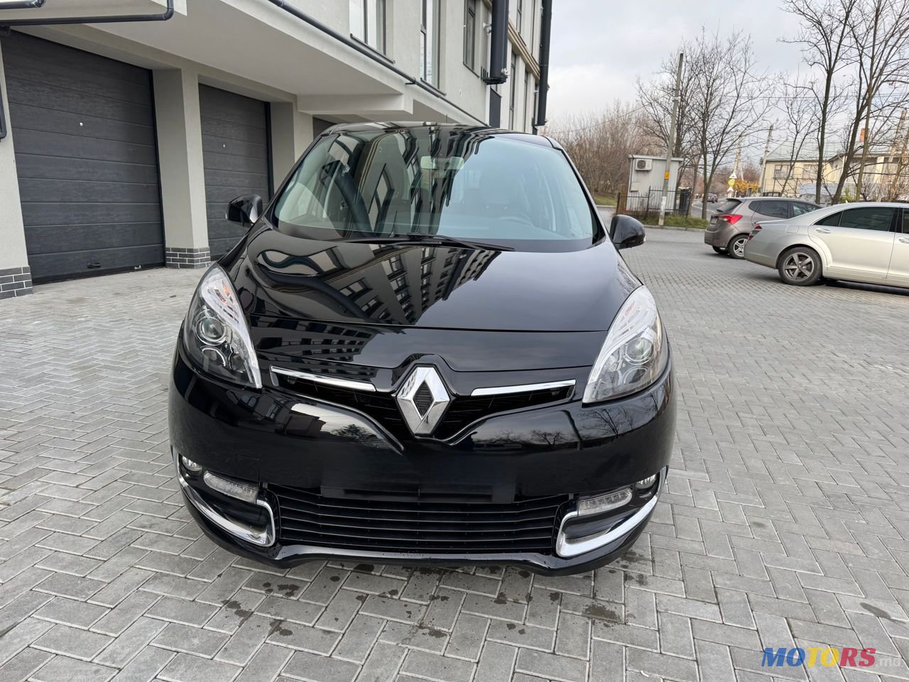 2015' Renault Grand Scenic photo #3