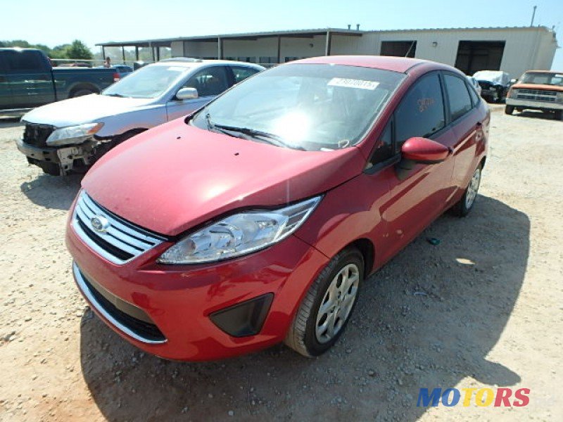 2012' Ford Fiesta photo #1