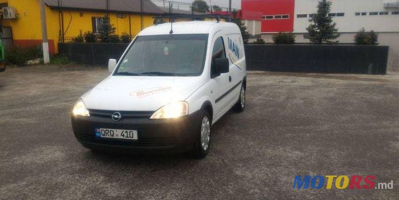 2005' Opel Combo photo #1