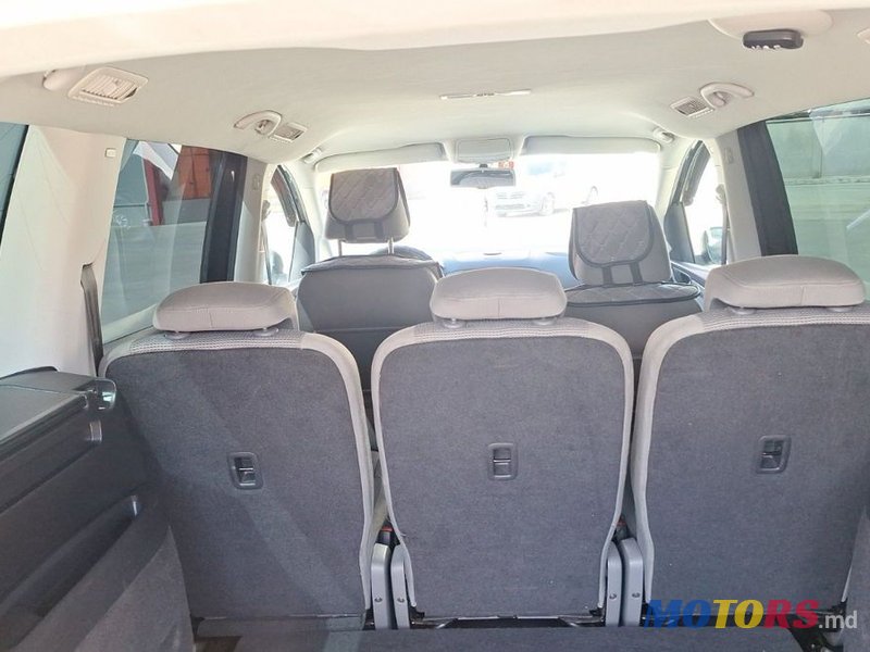 2010' Volkswagen Sharan photo #6