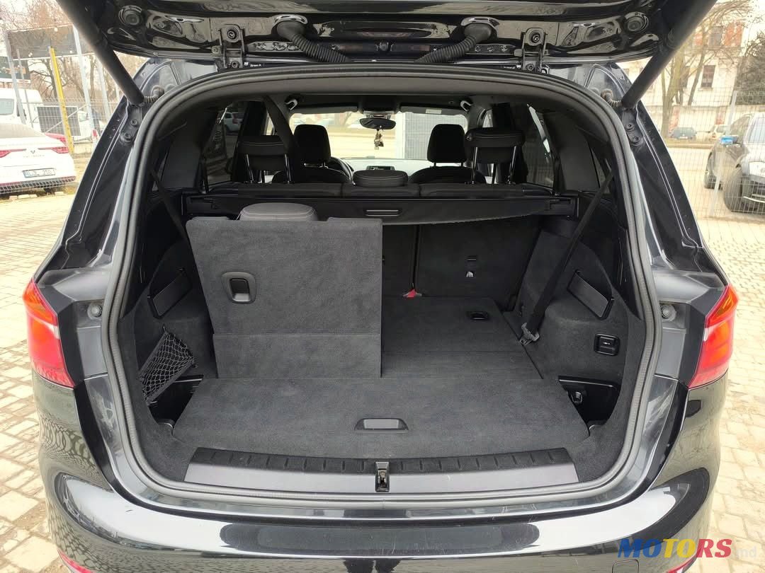 2015' BMW 2 Series Gran Tourer photo #6