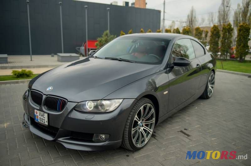 2008' BMW 3 photo #2